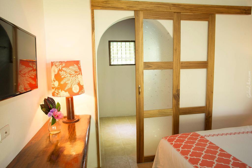 Magellan Boutique Hotel Cahuita Exterior photo